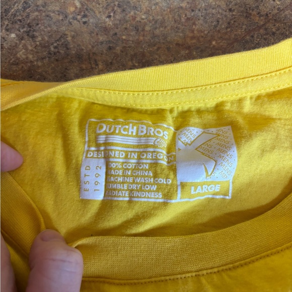 Dutch Bros men’s Large Short Sleeve Shirt - Picture 2 of 3